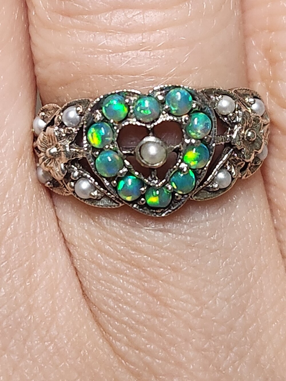 Vintage-Inspired Green Opal Heart Ring - Women's Jewelry
